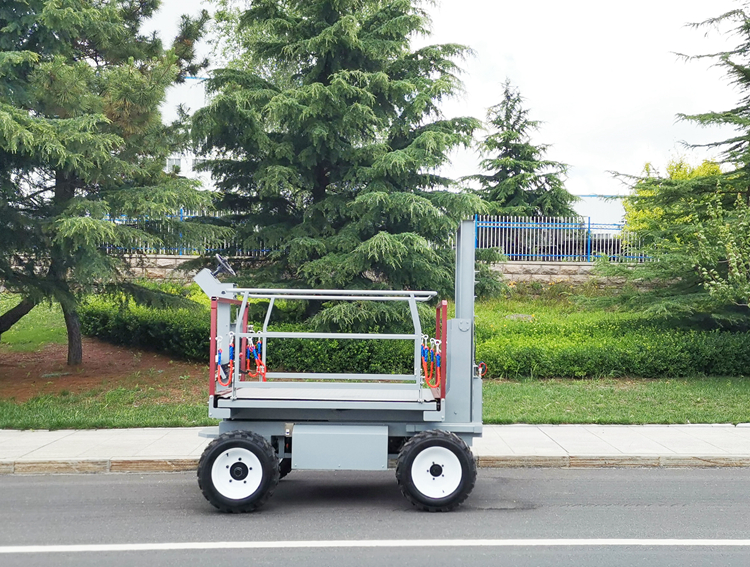 4GP-800   經濟型 電驅動 果園作業(yè)平臺